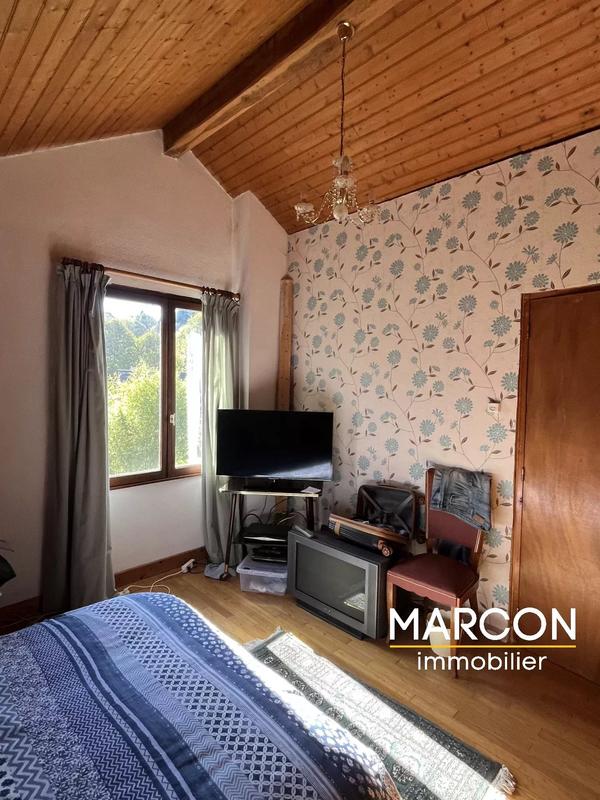 Maison - 122 m² - 5 pièces