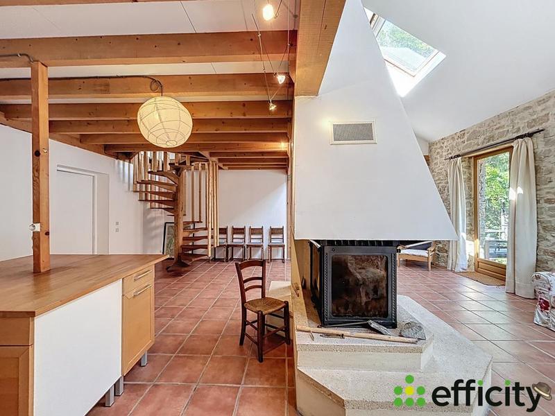 Maison - 293 m² - 12 pièces