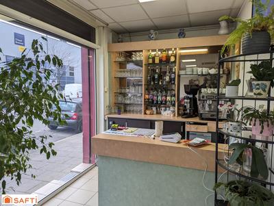 Local commercial - 70 m² - 4 pièces