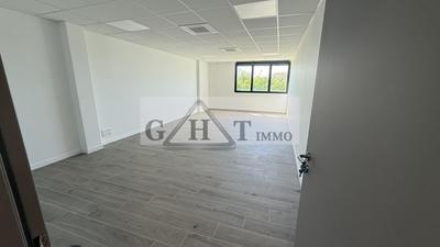 Bureau - 161 m²