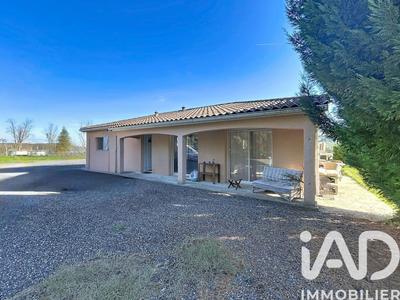 Maison - 111 m² - 5 pièces