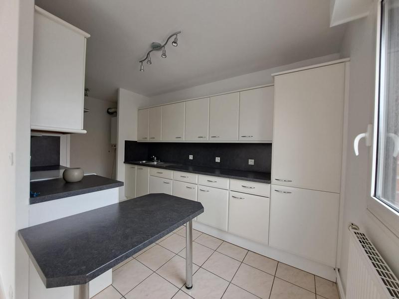 Appartement - 79 m² - 3 pièces