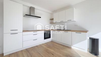 Maison - 90 m² - 5 pièces