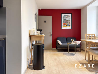 Maison - 212 m² - 11 pièces