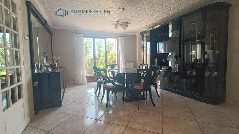 Villa - 127 m² - 6 pièces