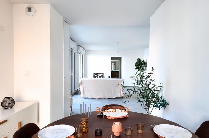 Appartement - 94 m² - 4 pièces