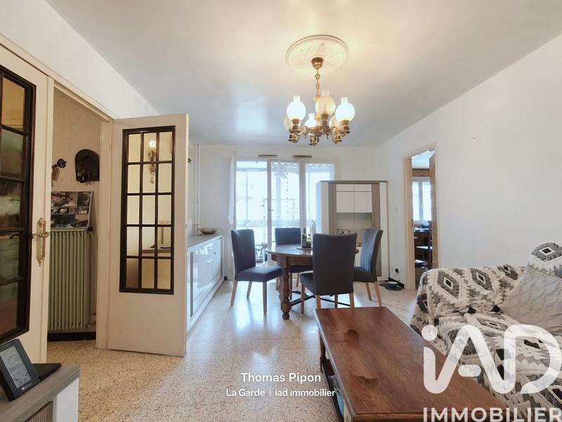 Appartement - 91 m² - 5 pièces