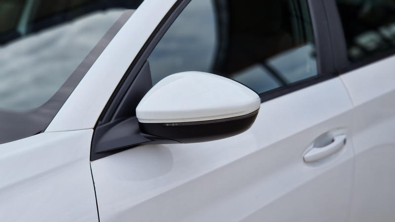 Peugeot 208 BlueHDi 100 SetS Bvm6 Active Business