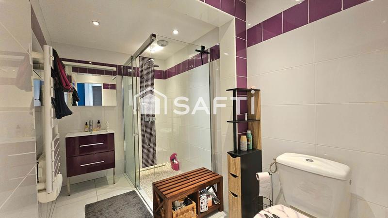 Maison - 200 m² - 7 pièces