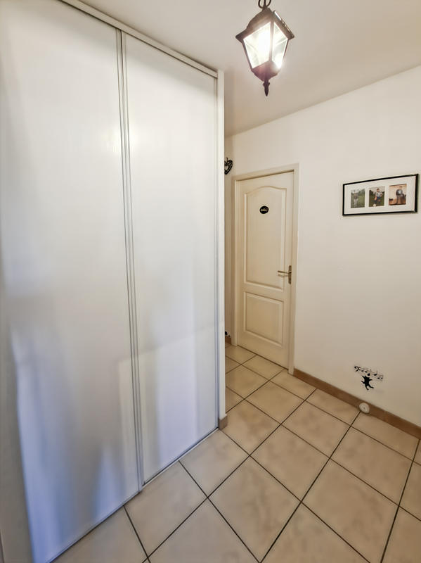 Villa - 90 m² - 4 pièces