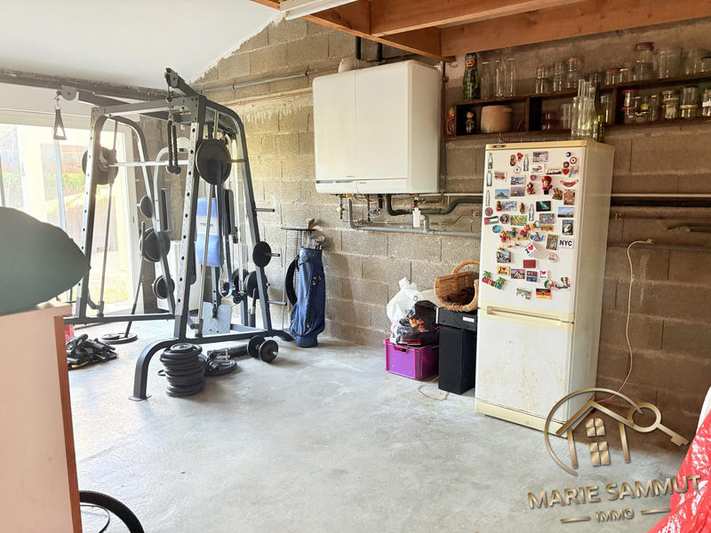 Maison traditionnelle - 163 m² - 5 pièces