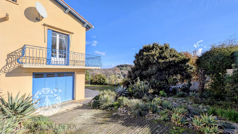 Villa - 122 m² - 6 pièces