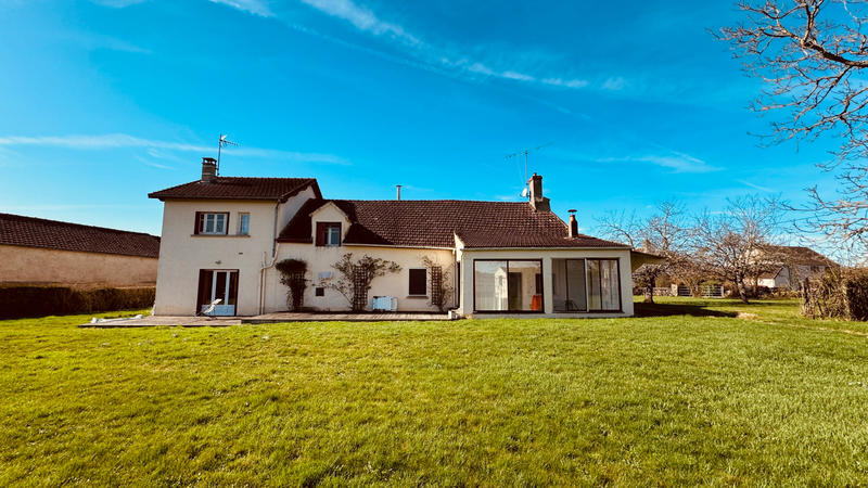 Maison - 180 m² - 6 pièces
