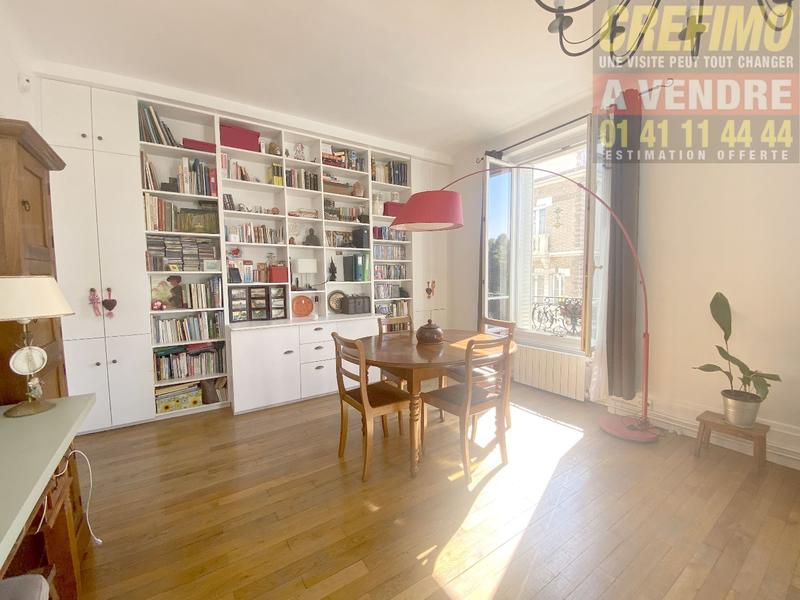 Appartement - 93 m² - 5 pièces