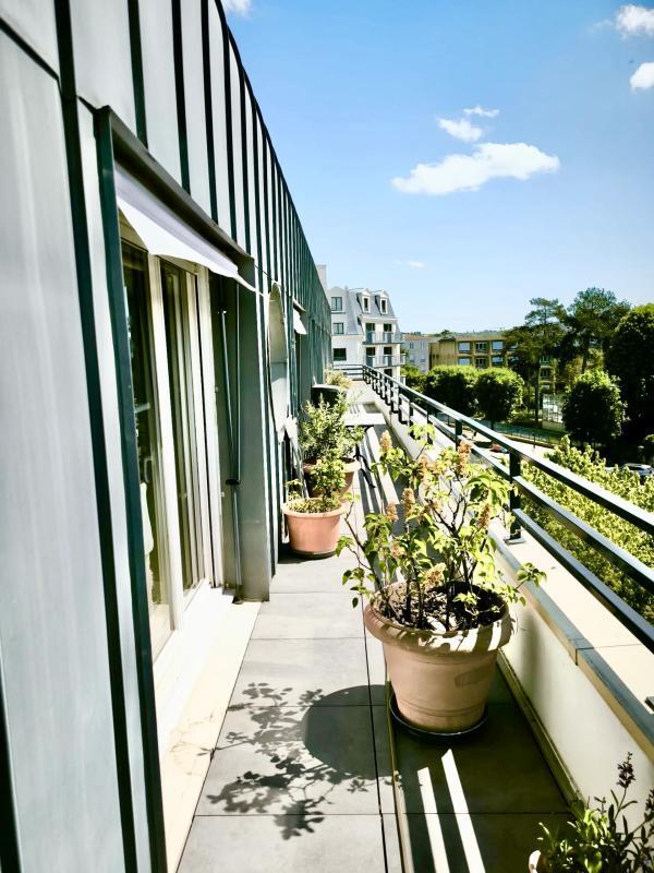 Appartement - 100 m² - 4 pièces