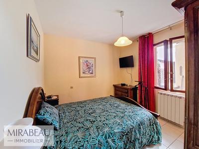 Villa - 96 m² - 5 pièces