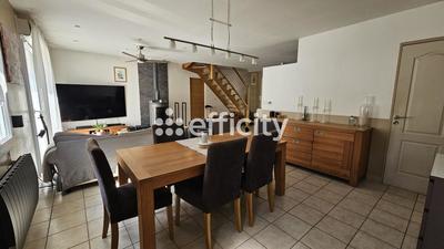 Maison - 145 m² - 8 pièces