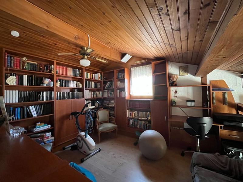 Maison - 208 m² - 7 pièces