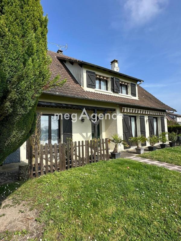 Maison - 135 m² - 5 pièces