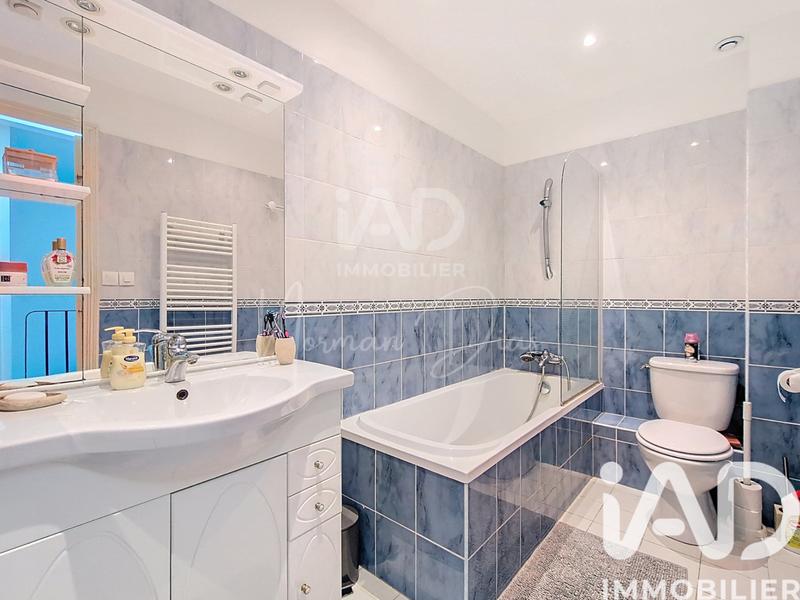 Maison - 104 m² - 6 pièces