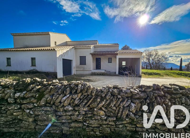 Maison - 199 m² - 6 pièces