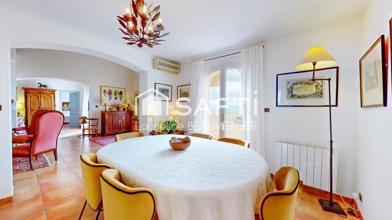 Maison - 175 m² - 8 pièces