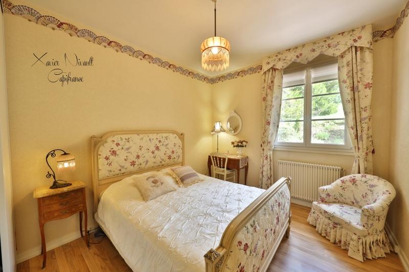 Maison - 238 m² - 6 pièces