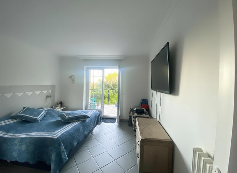 Maison - 205 m² - 8 pièces