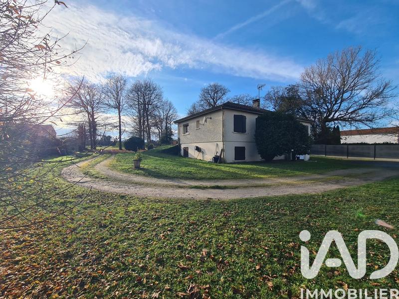 Maison - 110 m² - 4 pièces