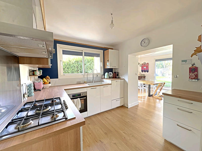 Maison - 102 m² - 5 pièces