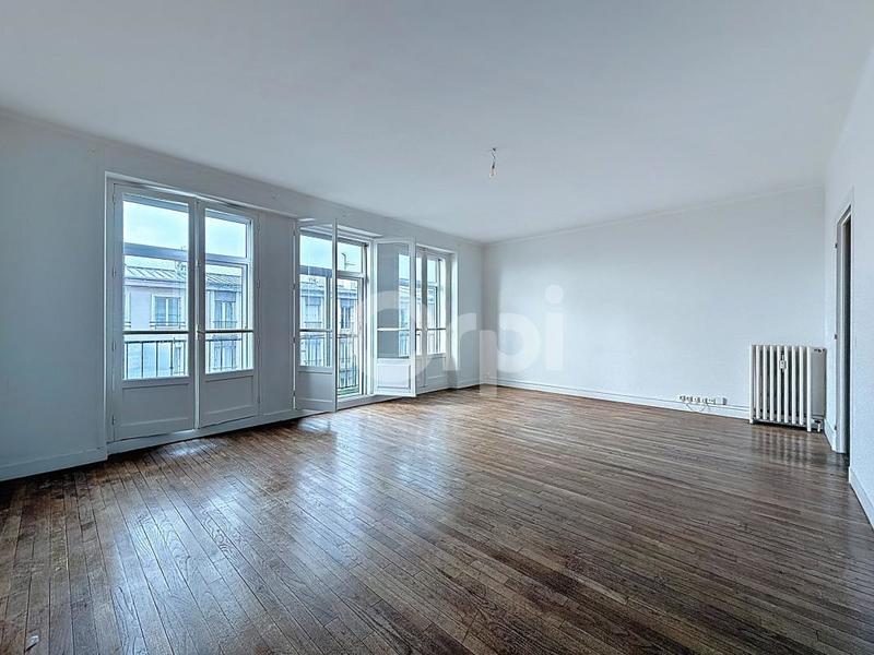 Appartement - 86 m² - 4 pièces