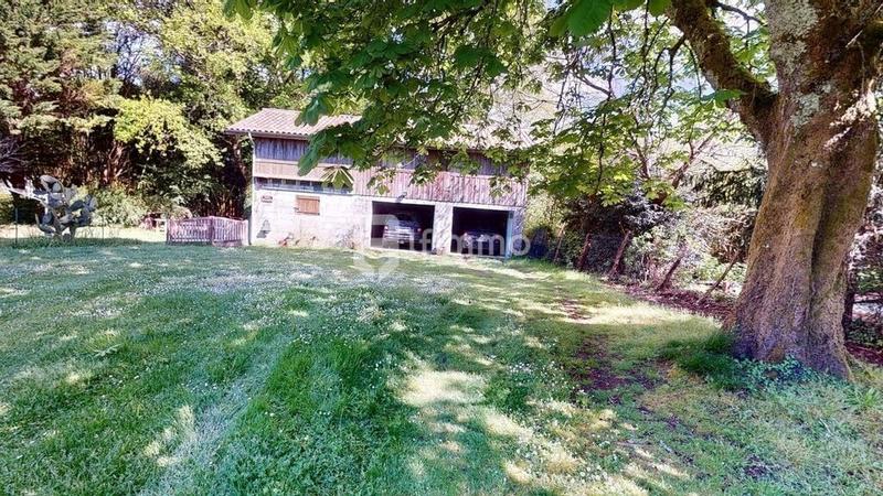 Demeure - 200 m² - 10 pièces