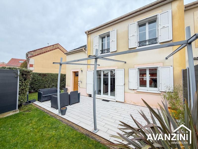 Maison - 101 m² - 5 pièces