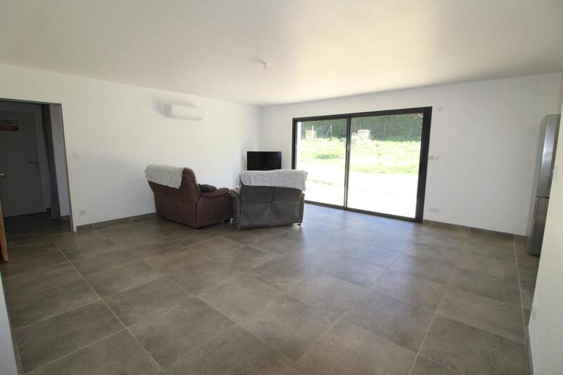 Villa - 84 m² - 4 pièces