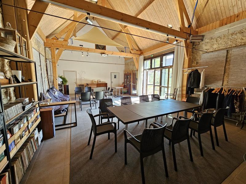 Maison - 280 m² - 10 pièces