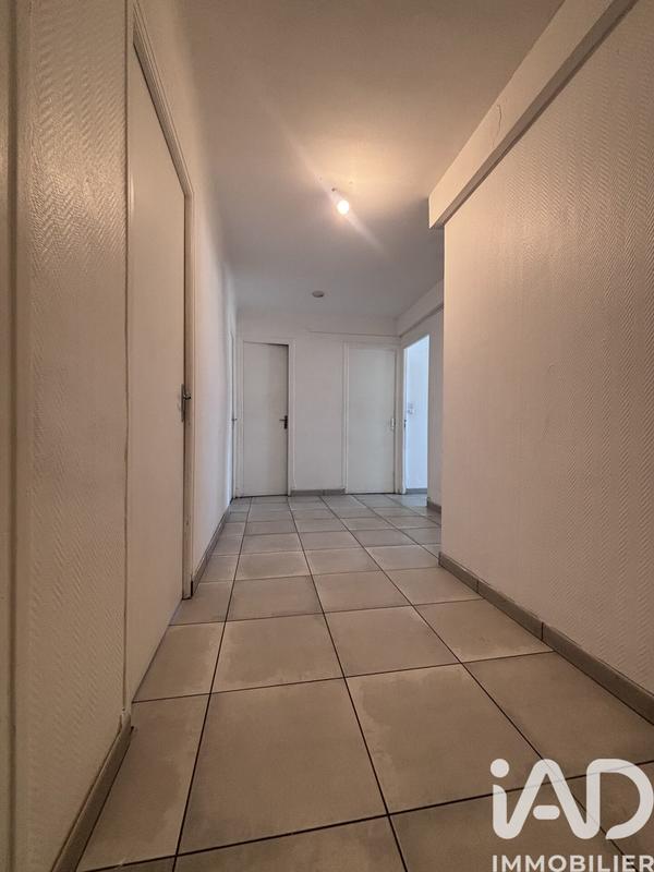 Appartement - 92 m² - 4 pièces