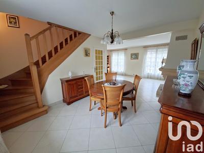 Maison - 222 m² - 6 pièces