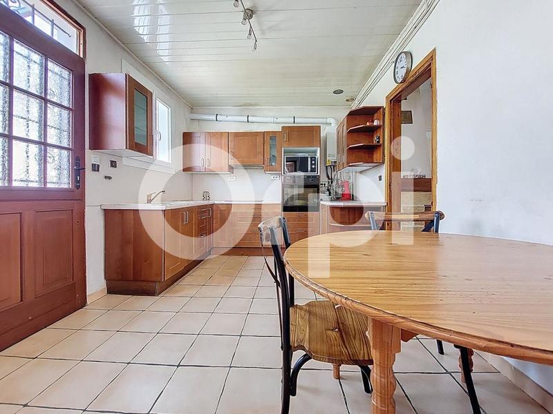 Maison - 145 m² - 7 pièces