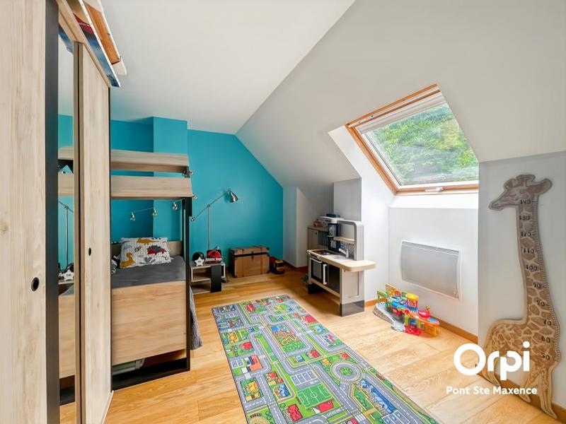 Maison - 186 m² - 6 pièces