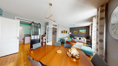 Appartement - 85 m² - 3 pièces