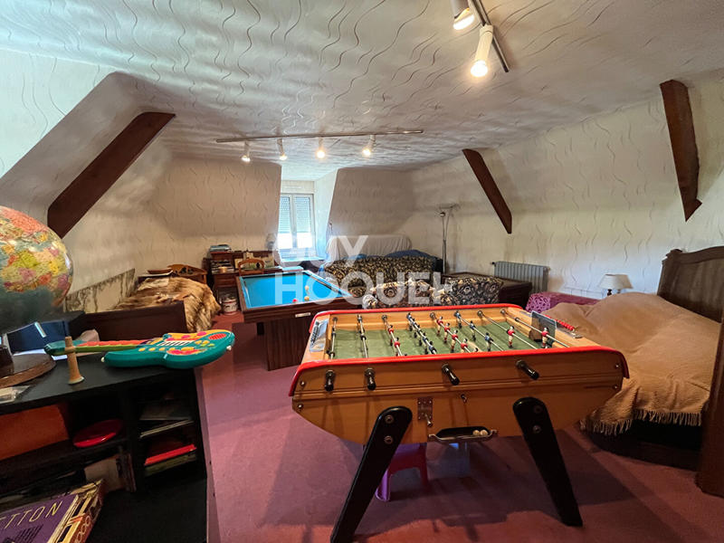 Maison - 268 m² - 10 pièces