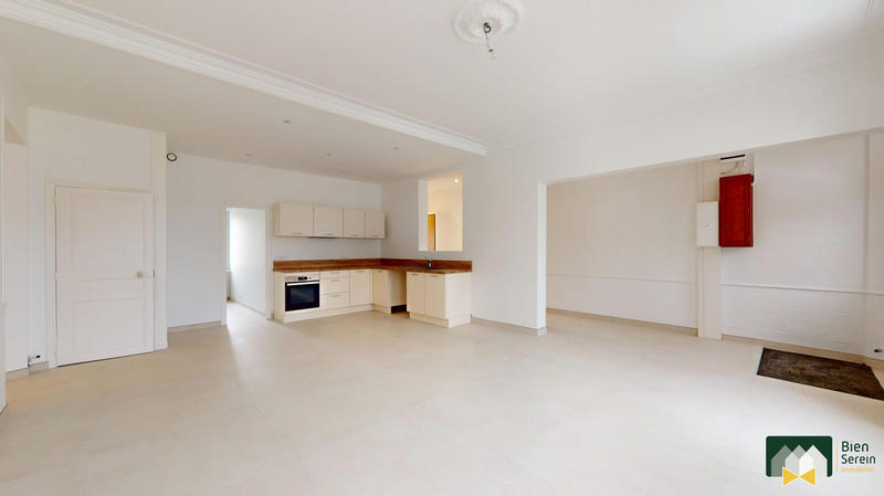 Maison - 167 m² - 8 pièces