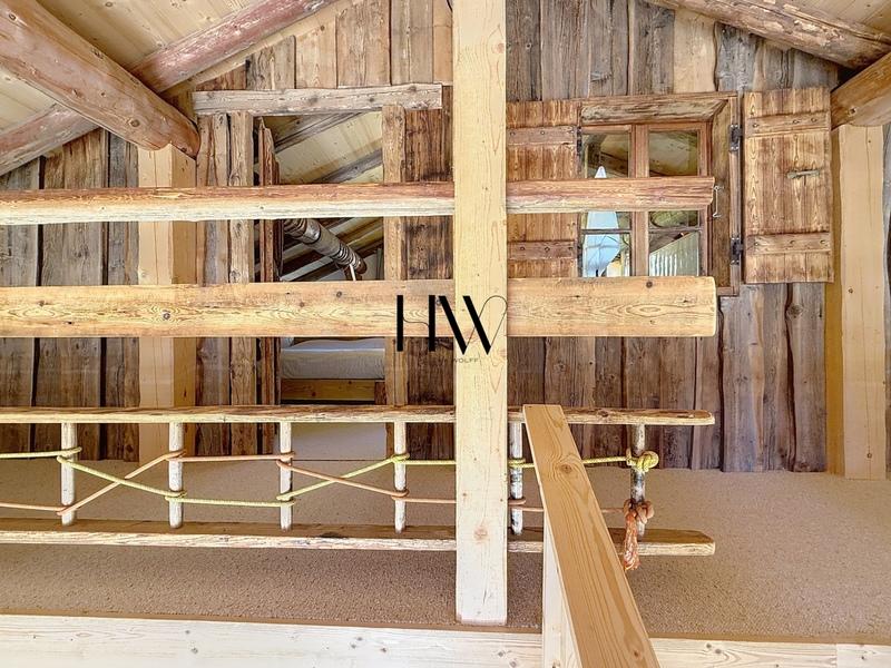 Châlet - 285 m² - 8 pièces