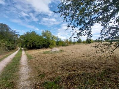 Terrain constructible - 2 339 m²