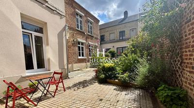 Maison - 296 m² - 8 pièces