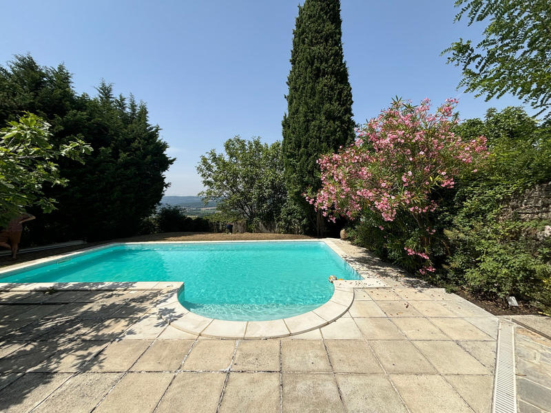 Maison de village - 175 m² - 6 pièces