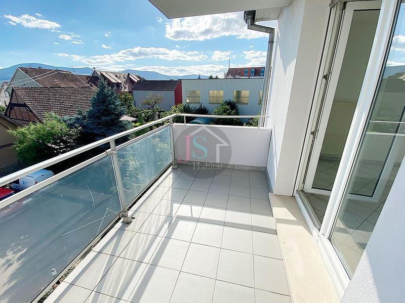 Appartement - 80 m² - 3 pièces