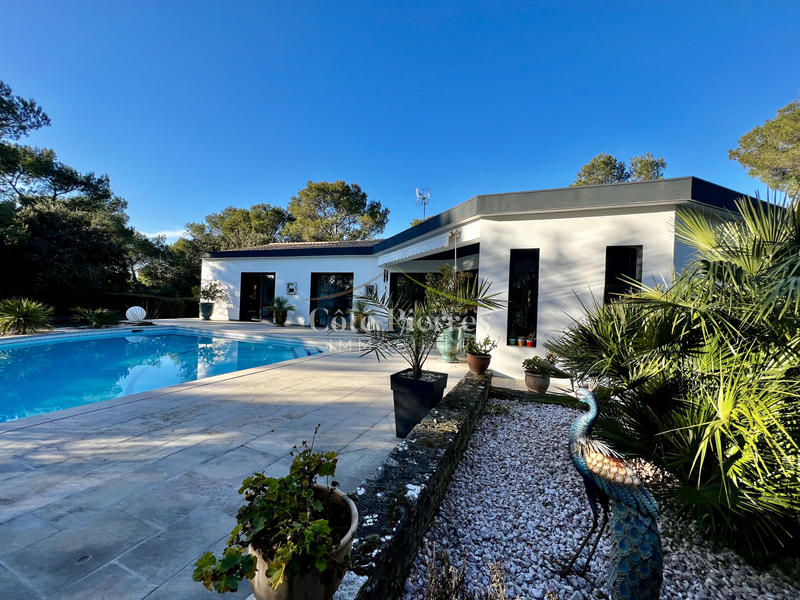 Villa - 170 m² - 5 pièces