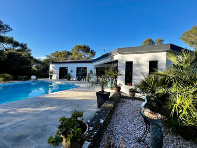 Villa - 170 m² - 5 pièces