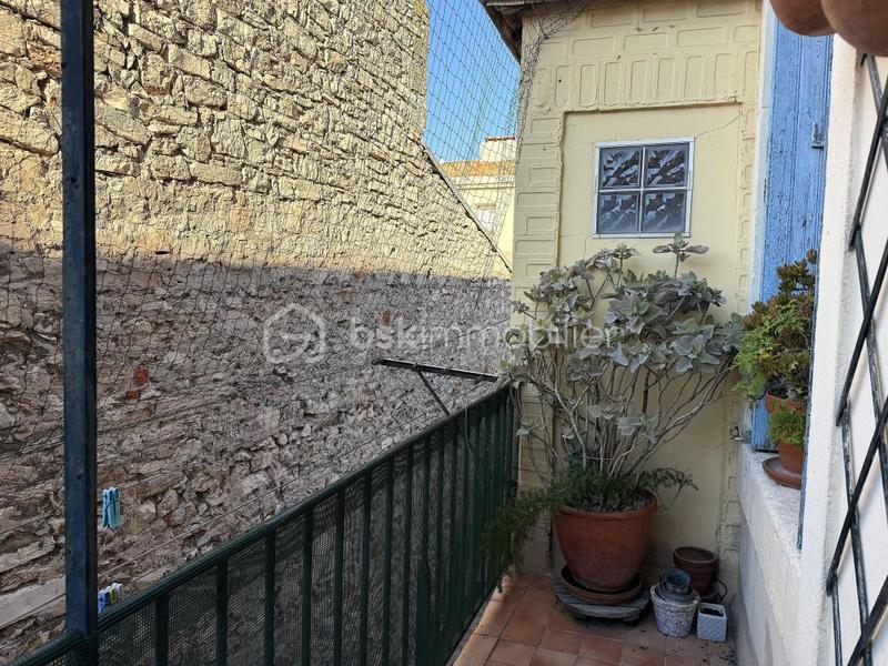 Appartement - 64 m² - 4 pièces
